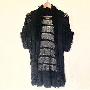 Women’s knit sweater/shawl